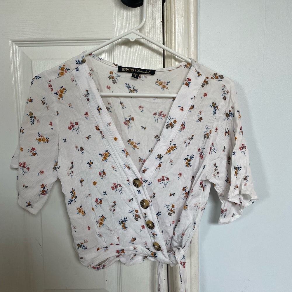 Floral wrap top
